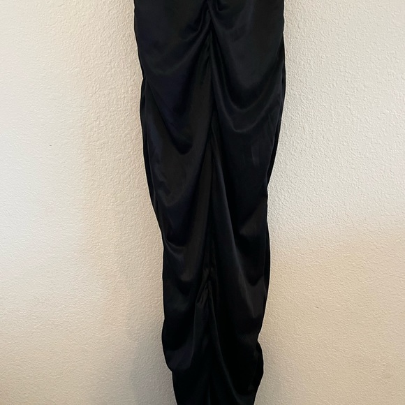 Media one black dress - Picture 7 of 9